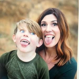 Meet your Posher, Dana